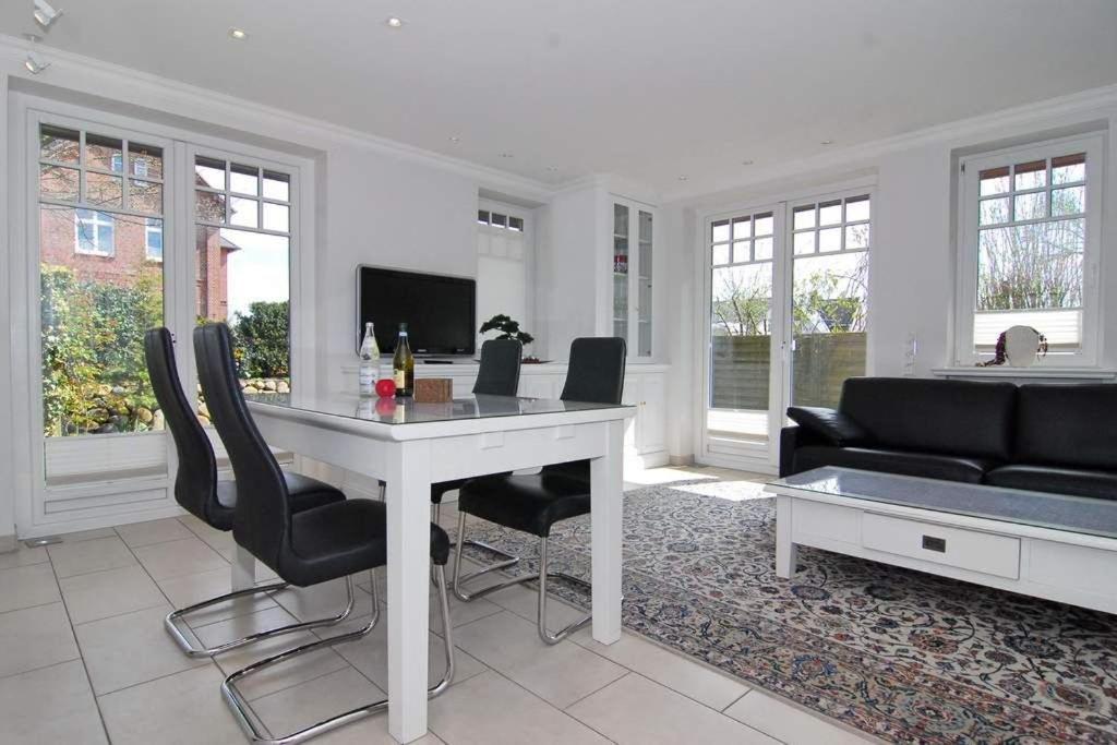 Maybachstrasse 22 Ferienhaus *